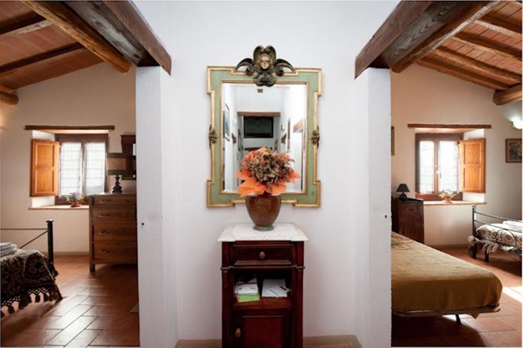 Agriturismo Stazione Di Monta Vicchio Δωμάτιο φωτογραφία